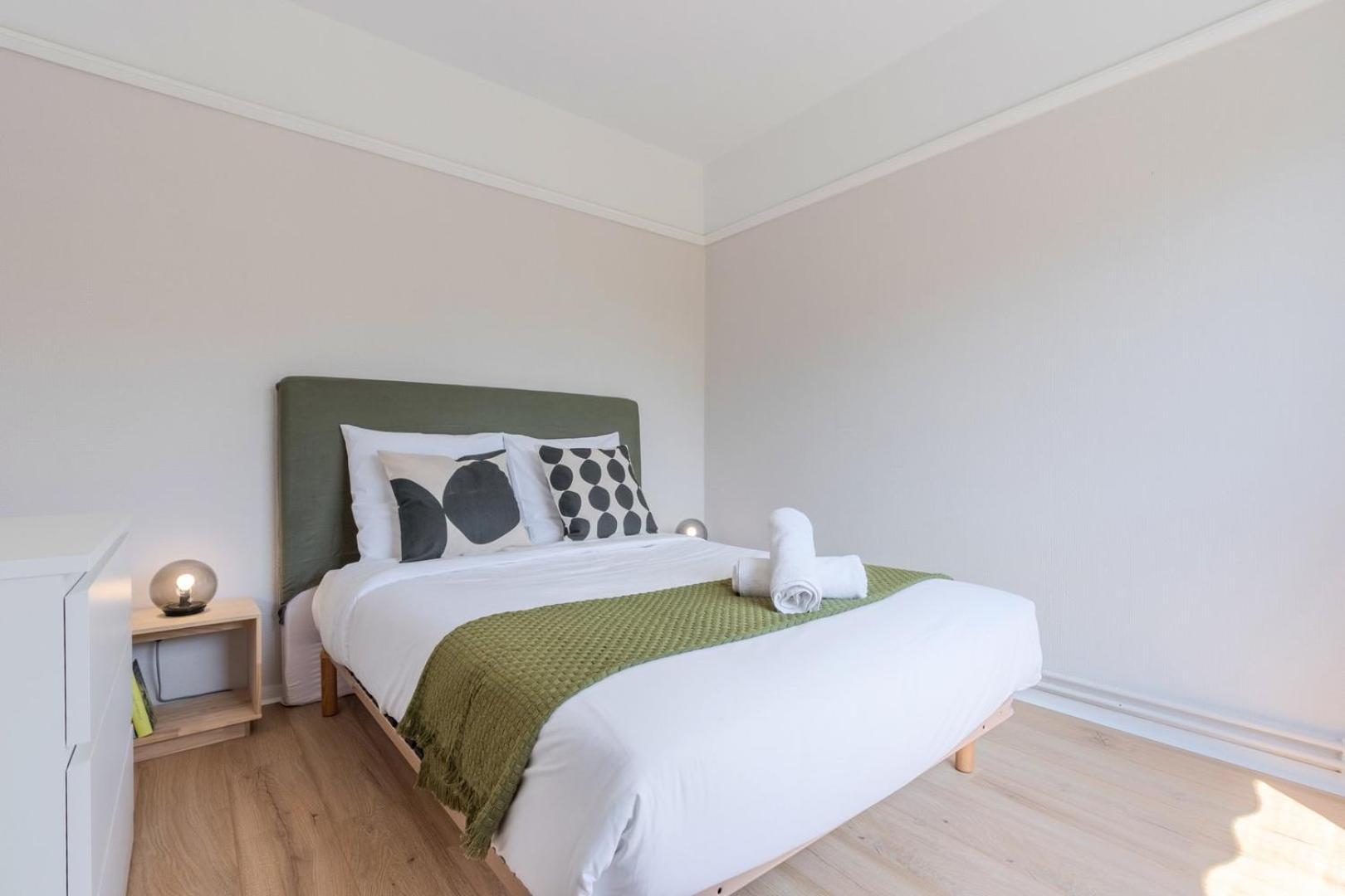 Spacious 3 Bedroom Apartment & Private Parking! Lambersart Esterno foto