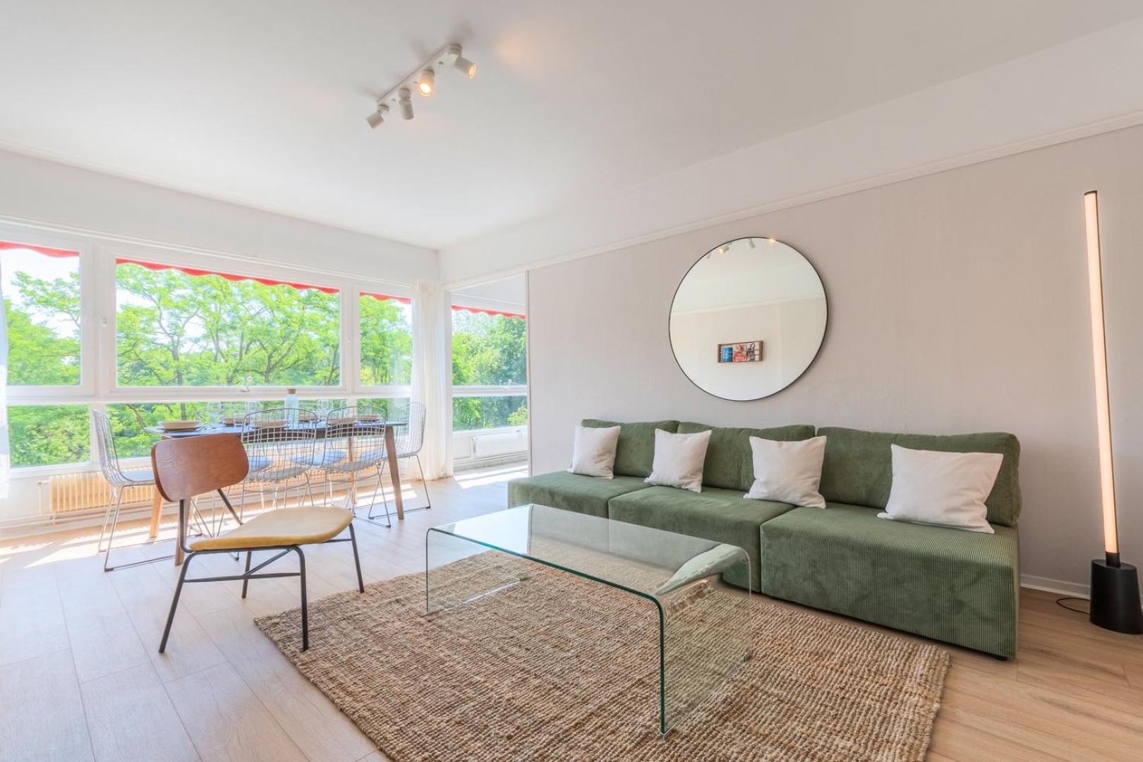 Spacious 3 Bedroom Apartment & Private Parking! Lambersart Esterno foto
