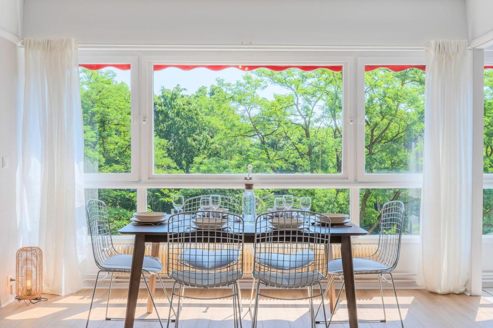 Spacious 3 Bedroom Apartment & Private Parking! Lambersart Esterno foto